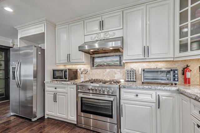 101 S 13th Street, San Jose CA: https://media.crmls.org/mediaz/97a735b9-53a3-4316-928c-1cca24aad3dc.jpg