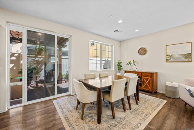 Detail Gallery Image 6 of 27 For 516 Moonlight Dr, San Marcos,  CA 92069 - 3 Beds | 2/1 Baths