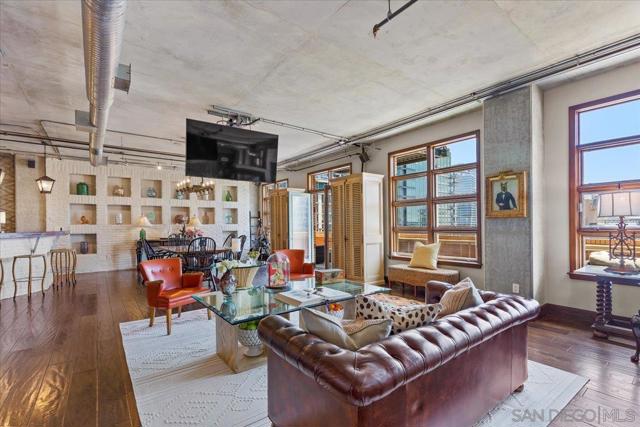 Image 8 of 75 For 877 Island Ave  1006