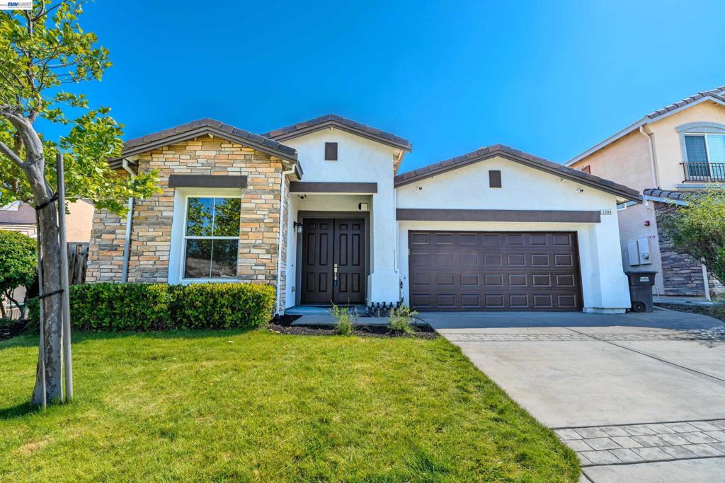 2586 Tampico Dr