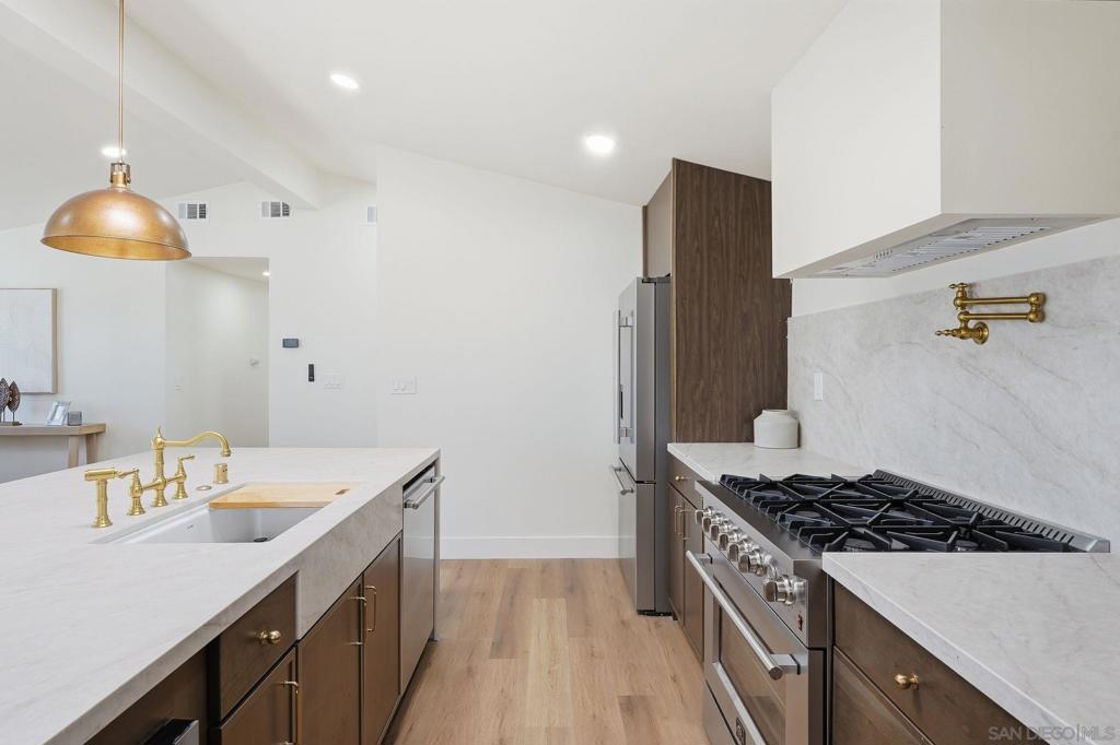 MLS #250043524SD image #6