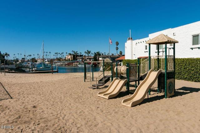 Detail Gallery Image 73 of 76 For 2941 Surfrider Ave, Ventura,  CA 93001 - 5 Beds | 3 Baths