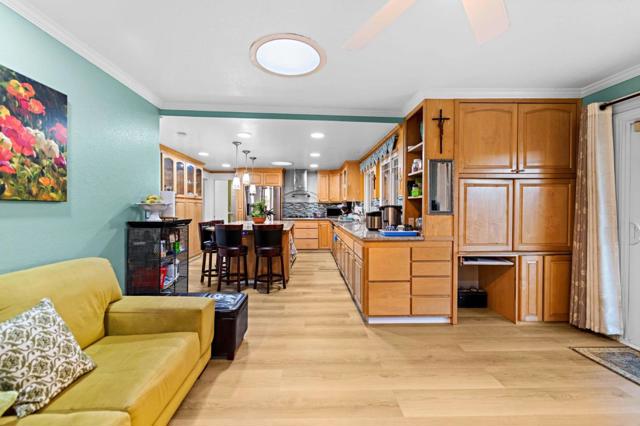 3328 Arqueado Drive, San Jose CA: https://media.crmls.org/mediaz/97acded1-29c5-4f7f-842a-8b20642776b2.jpg