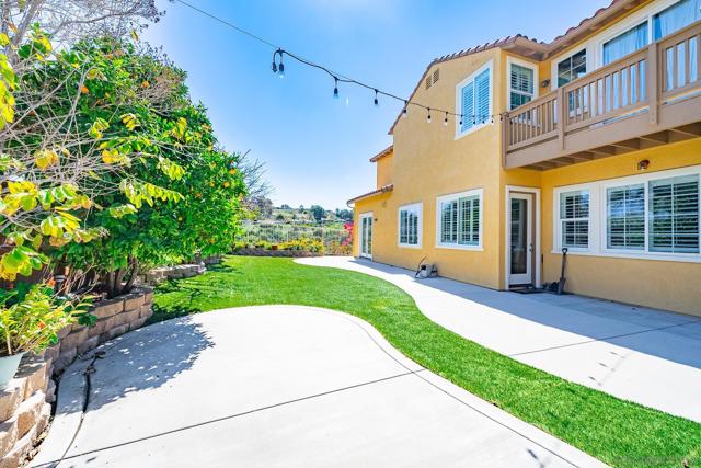 1330 Panorama Ridge Rd, Oceanside CA: https://media.crmls.org/mediaz/97ace47d-340e-42be-8fc6-5055b768380a.jpg