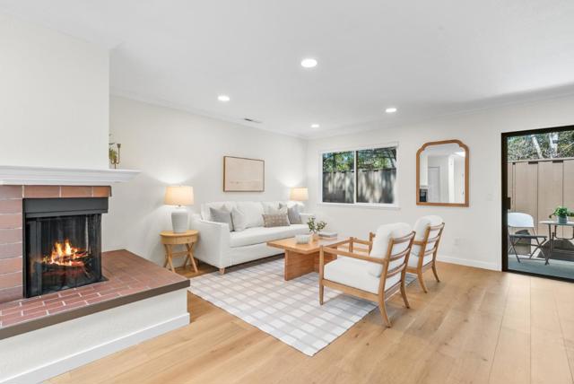 6101 Sheraton Place, Aptos CA: https://media.crmls.org/mediaz/97ad093d-88bc-4e08-9da6-25da6f71a29c.jpg