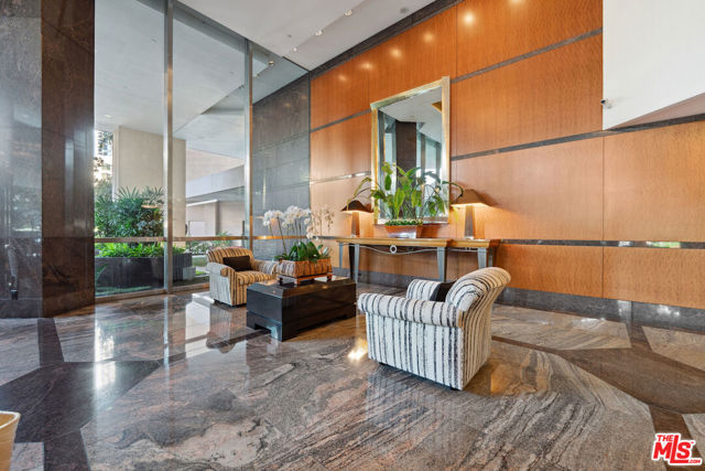 10490 Wilshire Boulevard, Los Angeles CA: https://media.crmls.org/mediaz/97ad4347-7b76-4028-862e-45054fb207ce.jpg