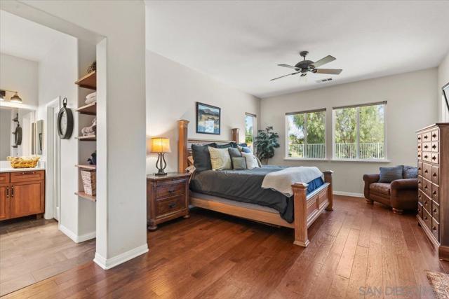 3180 Ridgeline Place, Escondido CA: https://media.crmls.org/mediaz/97ae4d3d-8870-4e95-bb8e-4d3e6d109271.jpg