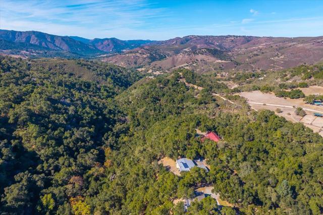 21444 Parrott Ranch Road, Carmel Valley CA: https://media.crmls.org/mediaz/97af335b-9cf9-4fa2-a3c1-bcc92ebb156f.jpg