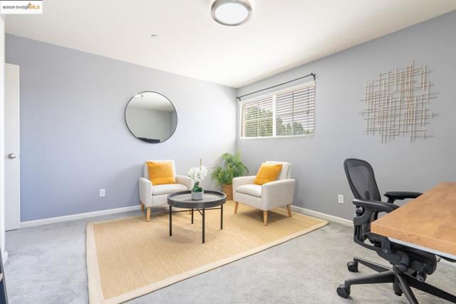 719 Monte Verde Ln, Brentwood CA: https://media.crmls.org/mediaz/97af76b4-8a0e-4ca1-8092-b5755bcc874b.jpg
