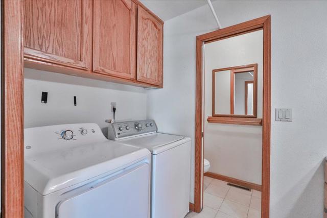 1416 Blue Tent Court,  CA: https://media.crmls.org/mediaz/97b0108d-a876-4d8e-9dca-9ba03ac3c5bf.jpg
