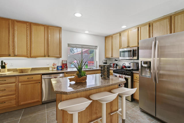 Image 4 of 26 For 80721 Sycamore Lane