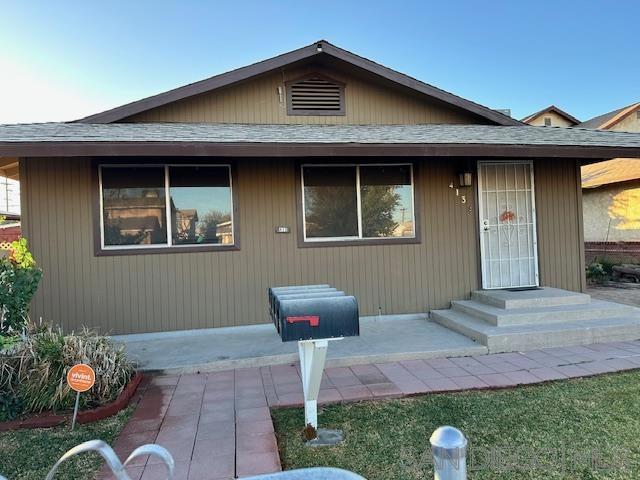 413 Giles, Calexico, California 92231, ,Multi-Family,For Sale,Giles,250000566SD