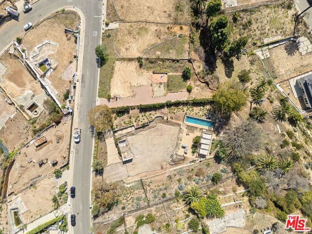 827 Lachman Lane photo 2