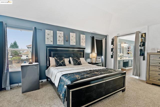2105 Bedrock Way, Antioch CA: https://media.crmls.org/mediaz/97b27e73-84eb-427b-8974-fc214a8f5bbc.jpg