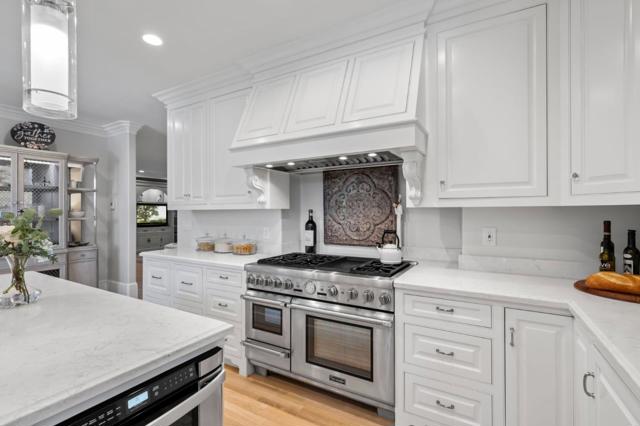 19050 Camino Barco, Saratoga CA: https://media.crmls.org/mediaz/97b2d8b9-b70e-4612-afaf-96d2cd695505.jpg