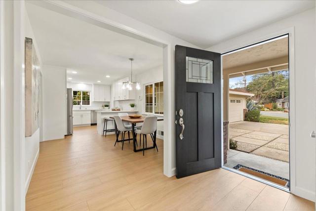 14000 Jerries Drive, Saratoga CA: https://media.crmls.org/mediaz/97b53433-7256-4ac7-8fe0-848c3c3a2cf9.jpg