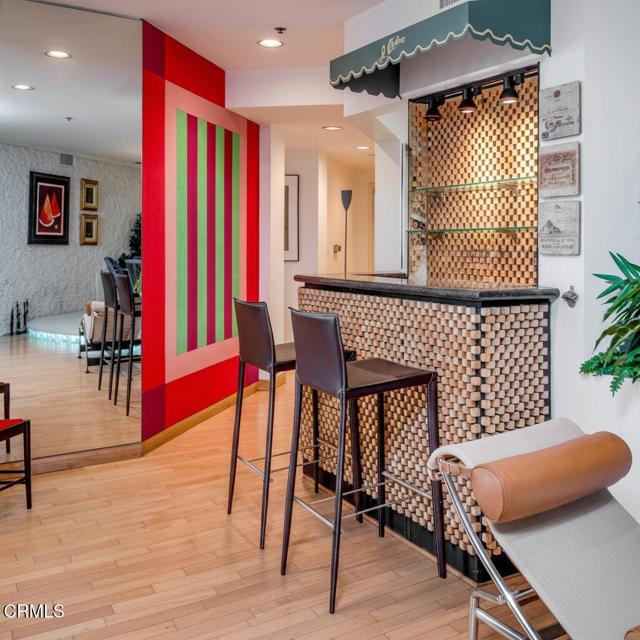 Detail Gallery Image 14 of 33 For 10724 Wilshire Bld #607,  Los Angeles,  CA 90024 - 3 Beds | 4 Baths