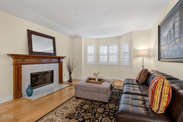 Detail Gallery Image 5 of 39 For 286 Golden Fern Ct, Simi Valley,  CA 93065 - 4 Beds | 2 Baths