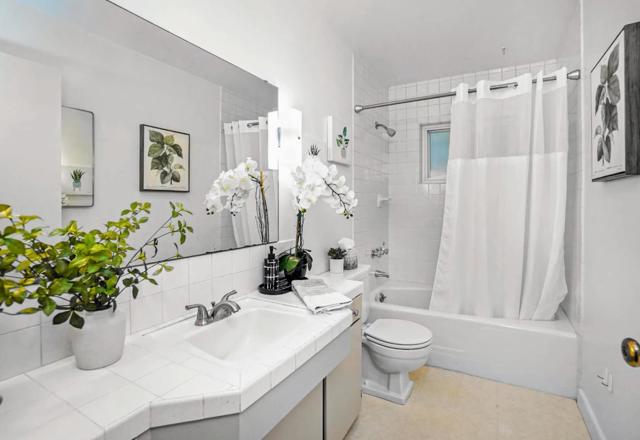 1068 Central Boulevard, Hayward CA: https://media.crmls.org/mediaz/97b79dc3-708e-4c2d-89b2-e361da104259.jpg