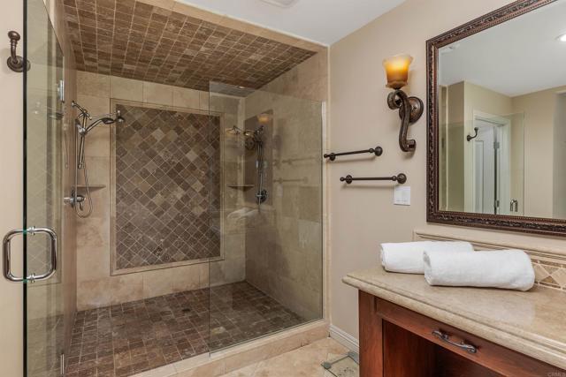 Detail Gallery Image 18 of 34 For 16346 via Del Alba, Rancho Santa Fe,  CA 92067 - 5 Beds | 5/1 Baths