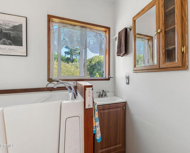 Detail Gallery Image 22 of 31 For 38882 Honey Run Ln, Gualala,  CA 95445 - 1 Beds | 1 Baths