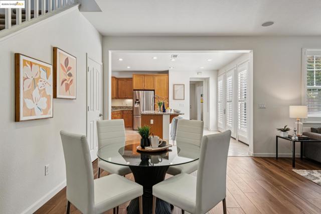 1027 Azuar Drive, Vallejo CA: https://media.crmls.org/mediaz/97ba8b15-eabe-4aa0-be6c-a3656559b113.jpg