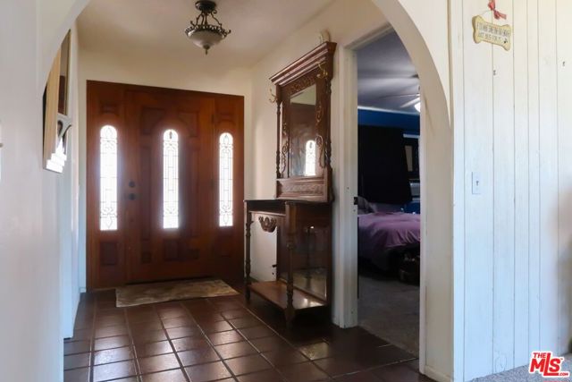 16065 Porter Avenue, Riverside CA: https://media.crmls.org/mediaz/97bb509b-2b5e-4fb2-8d32-e0976f406768.jpg