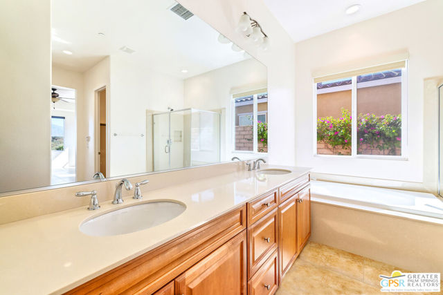 85041 Stazzano Place, Indio CA: https://media.crmls.org/mediaz/97bb6c70-d76b-406c-9d96-5d1ab8751eaf.jpg