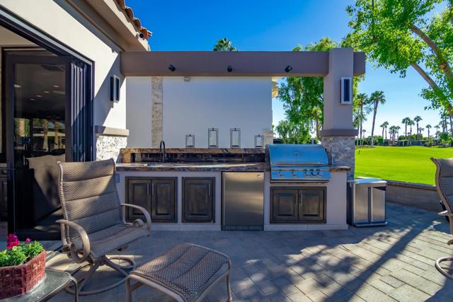 80394 Avenue 48, Indio CA: https://media.crmls.org/mediaz/97bc81af-48fd-4494-abde-cac2580d0fd8.jpg