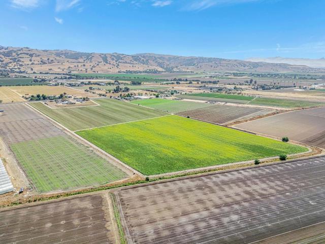 2718 Ferguson Road, Gilroy CA: https://media.crmls.org/mediaz/97bd7005-db87-4a51-8a98-73df1c68dbb8.jpg