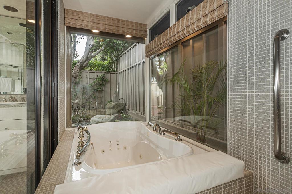 MLS #250036694SD image #31