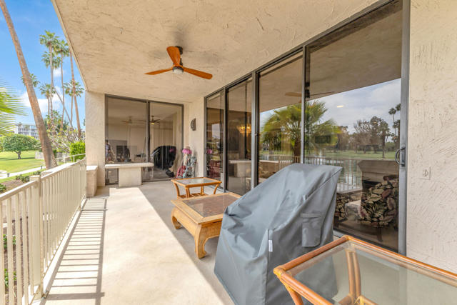 910 Island Drive, Rancho Mirage CA: https://media.crmls.org/mediaz/97be33bd-5621-466d-8544-8328d56213ca.jpg