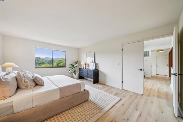 1768 Astor Ct, San Leandro CA: https://media.crmls.org/mediaz/97be36c4-f5cf-4bd3-a52f-0fffed314ad1.jpg