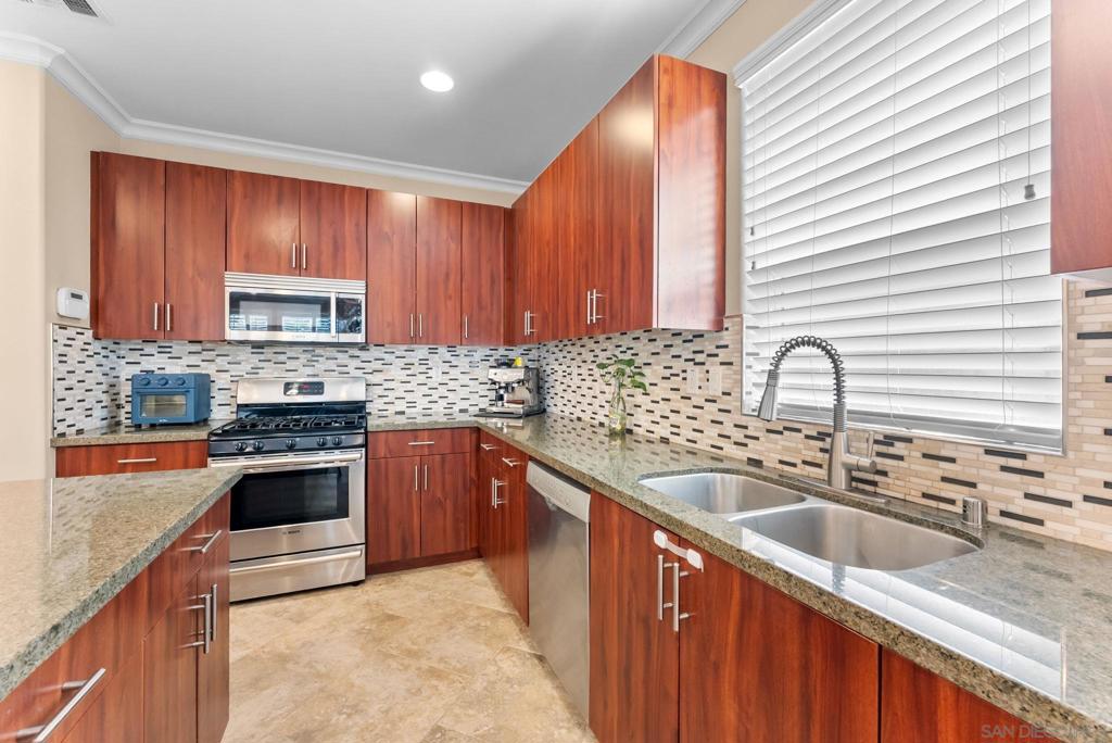 2405 Copper Way - photo 14