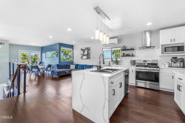 4255 Raynol Street, Los Angeles CA: https://media.crmls.org/mediaz/97becfdb-fb44-40fb-886c-af3d72c9ea69.jpg