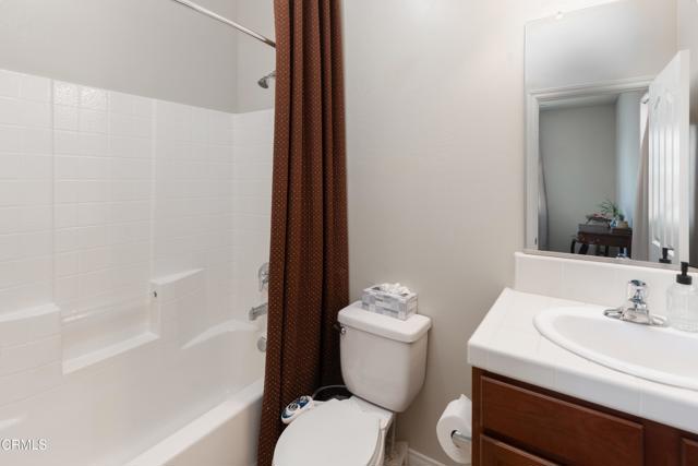 Detail Gallery Image 22 of 31 For 1927 Holt Rinehart Ave, Bakersfield,  CA 93311 - 3 Beds | 3 Baths