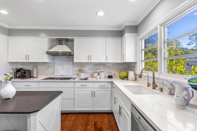 401 Hillsborough Boulevard, Hillsborough CA: https://media.crmls.org/mediaz/97bf072c-3094-4b65-a9be-dfdfb3eae728.jpg