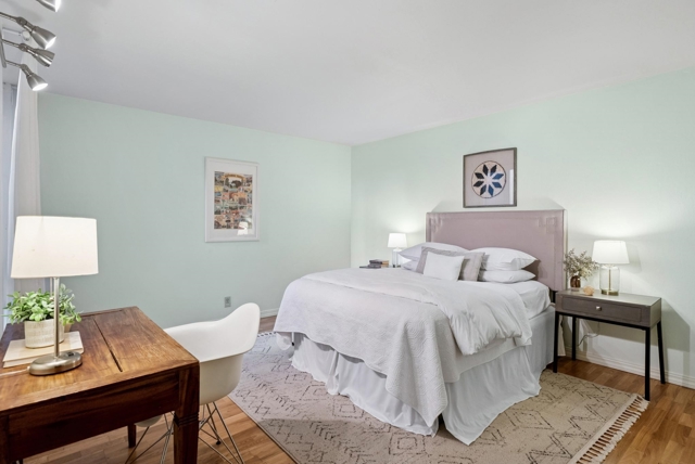 Image 17 of 56 For 2101 Shoreline Dr  153