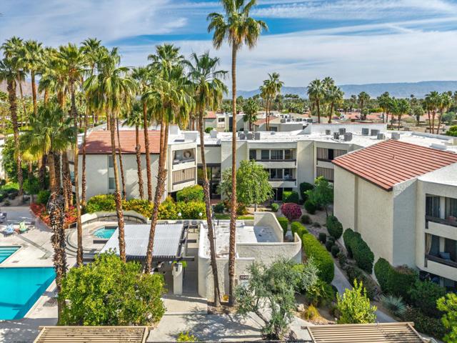 1552 S Camino Real, Palm Springs CA: https://media.crmls.org/mediaz/97c33578-0d04-4d8f-9ecf-9cf31c5433ed.jpg