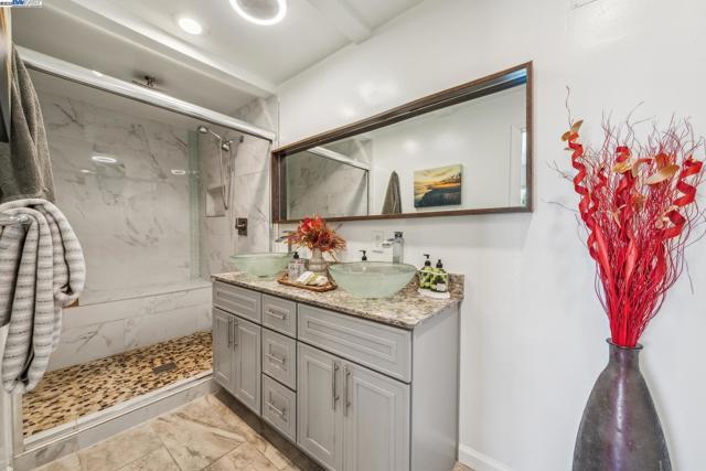 316 3Rd Ave S, Pleasant Hill CA: https://media.crmls.org/mediaz/97c4e2f5-9076-4fa2-a35d-8560443bc67c.jpg