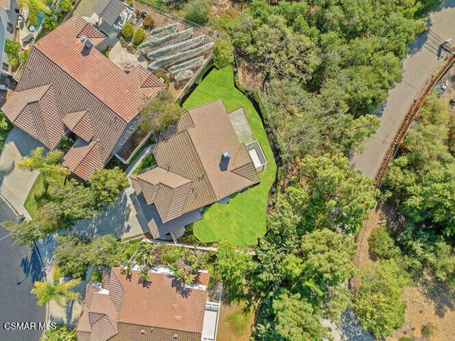 1636 Meadowglen Court, Newbury Park CA: https://media.crmls.org/mediaz/97c50c9c-fce7-478d-85cb-8774be04fc56.jpg