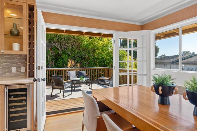 2506 Via Merano, Del Mar CA: https://media.crmls.org/mediaz/97c53b44-7c93-4df2-8c93-973666127520.jpg