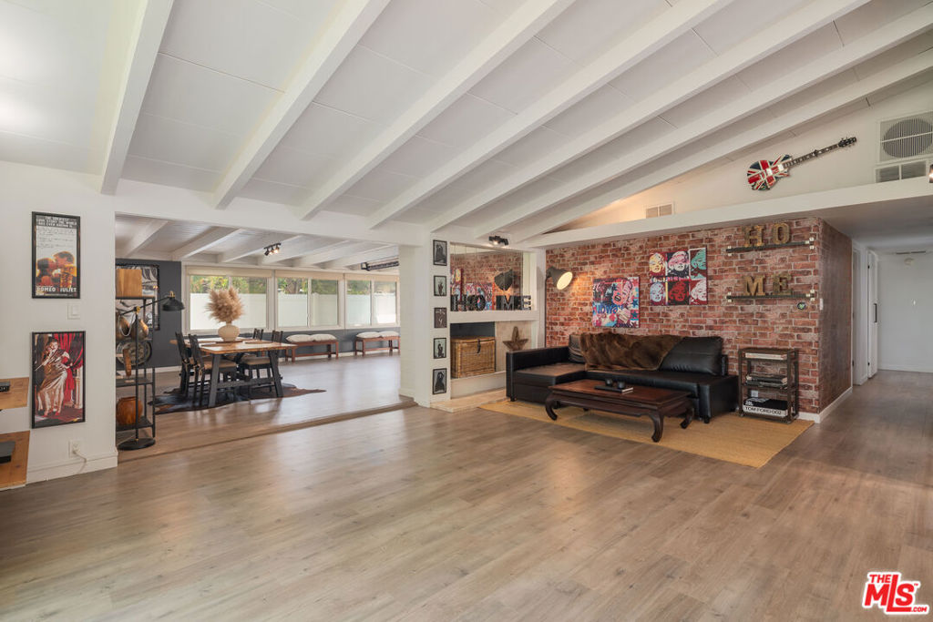 MLS #25576357 image #9