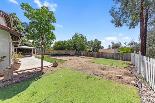 30625 Mira Loma Dr, Temecula CA: https://media.crmls.org/mediaz/97c62174-0202-4812-bf24-6b59ee7dc951.jpg