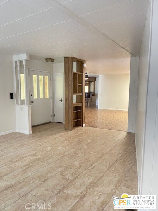1273 Basswood Way, Hemet CA: https://media.crmls.org/mediaz/97c6af91-633c-4ab3-9b27-862485166798.jpg