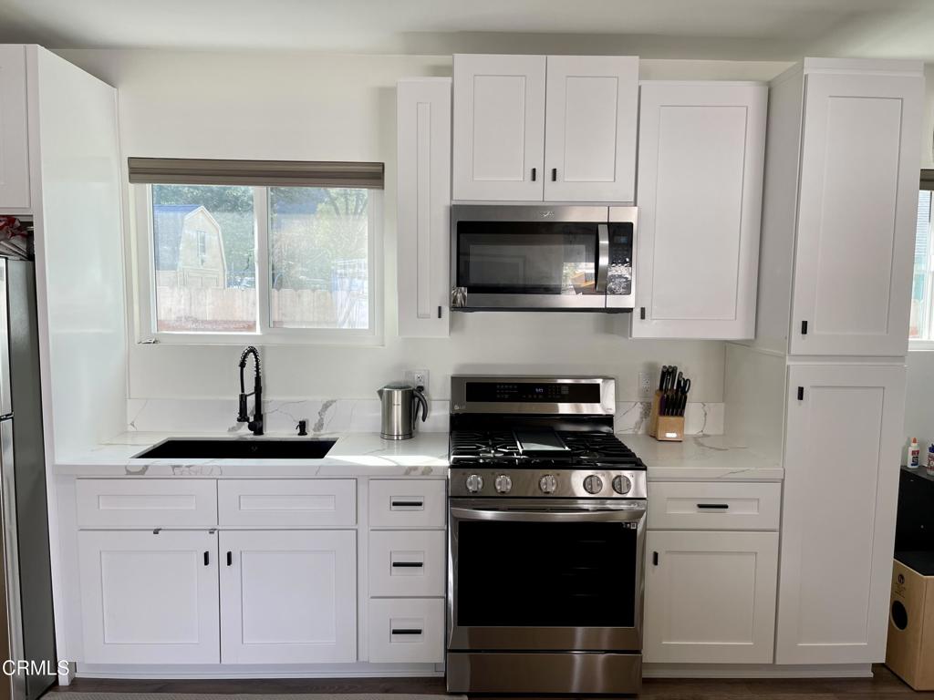 8882 N Ventura Avenue