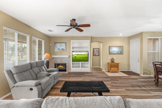 Image 6 of 58 For 82491 Grant Drive