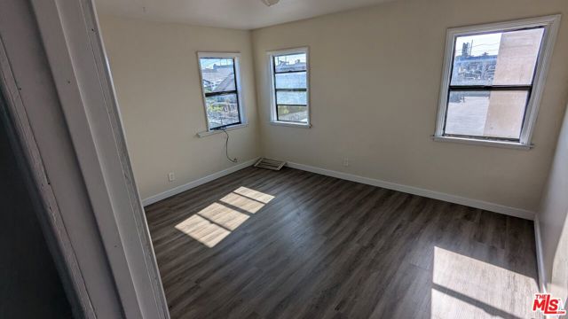 832 W Imperial Highway, Los Angeles CA: https://media.crmls.org/mediaz/97c80da1-92be-4471-bc7a-3427caed1227.jpg