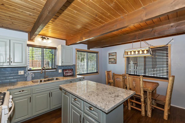 40138 Hillcrest Drive, Big Bear, CA 92315