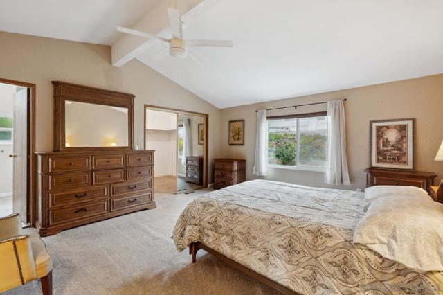1831 Nova Gln, Escondido CA: https://media.crmls.org/mediaz/97c9237a-5f23-4912-90e9-90f924490bf5.jpg